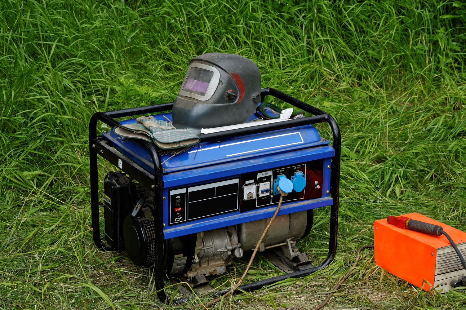 Try These 5 Time Savings Yard Work Tools