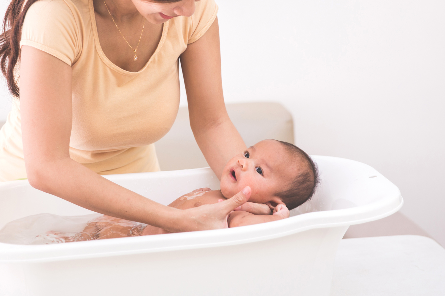 3 Necessary Baby Essentials to Buy and 3 to Never Buy